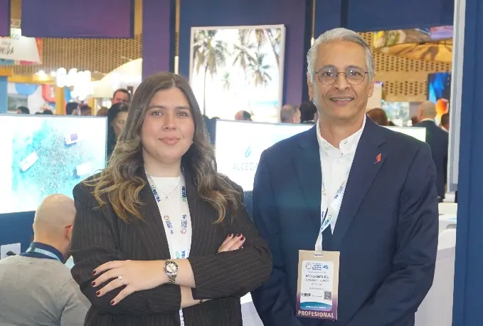 Héctor Hernández y Farah Kasse.