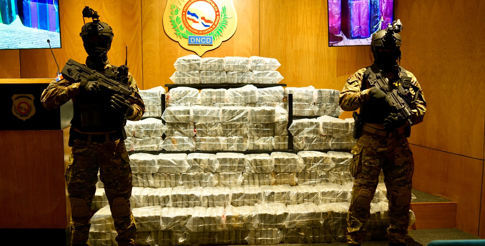 “Espectacular” operativo deja 564 paquetes de cocaína incautados