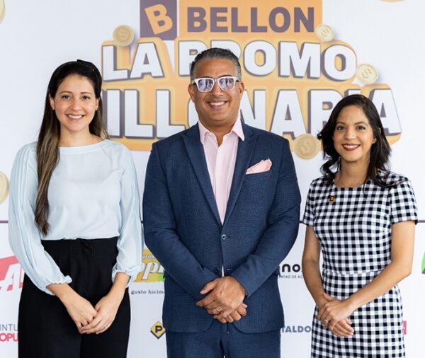 Emily Mcdougall, Francisco Vásquez y  Anllury Collado.