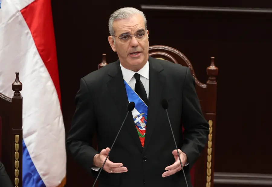El presidente Luis Abinader  se dirigió a la nación el pasado viernes  con un discurso que se extendió por  dos horas y 44 minutos.