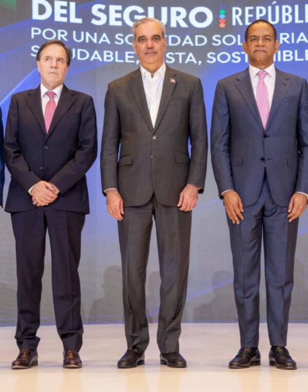 El mandatario se refirió a la importancia de tener un seguro.