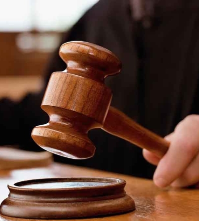 Se impuso garantía económica.