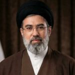 El nuevo líder supremo de Irán dice que el estrecho de Ormuz debe permanecer cerrado