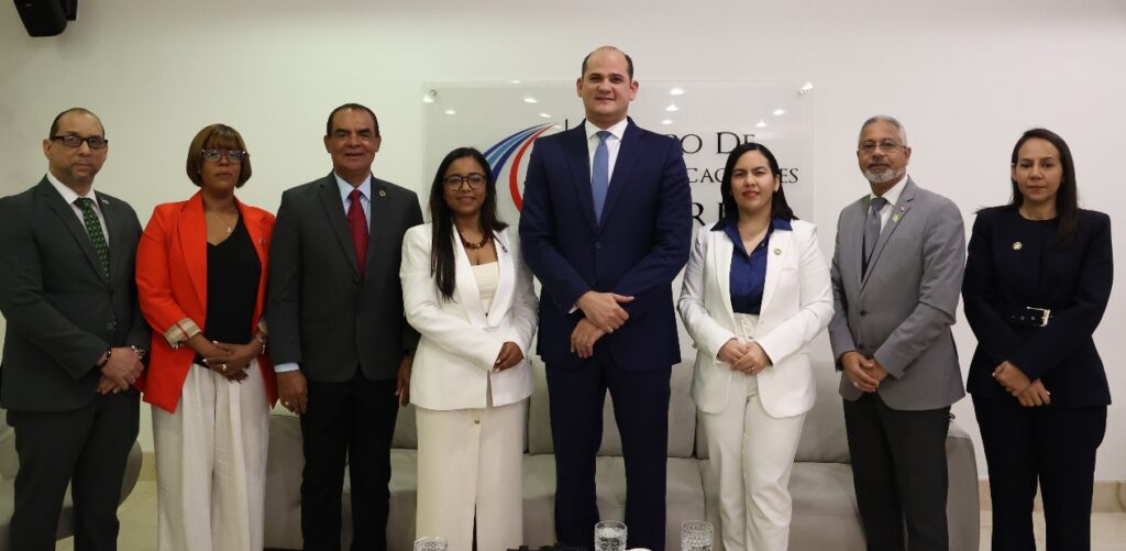 Programas de protección social del Inabie bajan ausentismo escolar