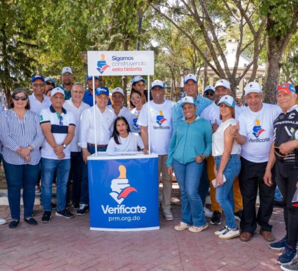 Algunos de los participantes en la jornada del PRM.