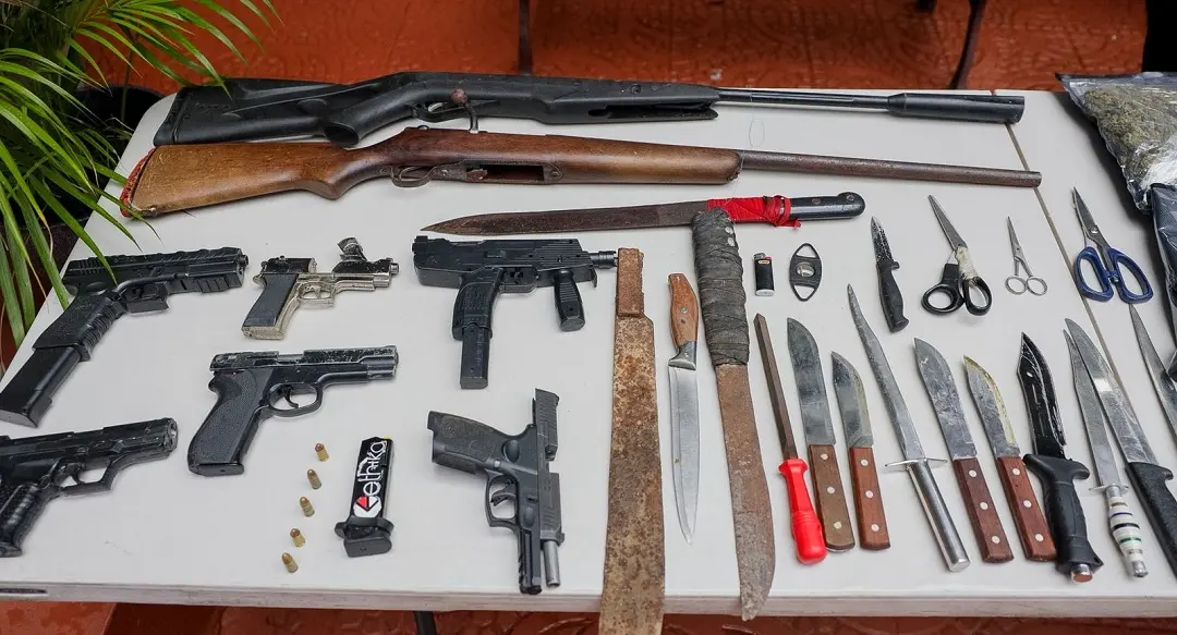 Policía ejecuta allanamientos en el Distrito Nacional y desmantela puntos de drogas y juegos ilegales