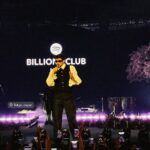 Bad Bunny deslumbra durante su debut en el Continente asiático 