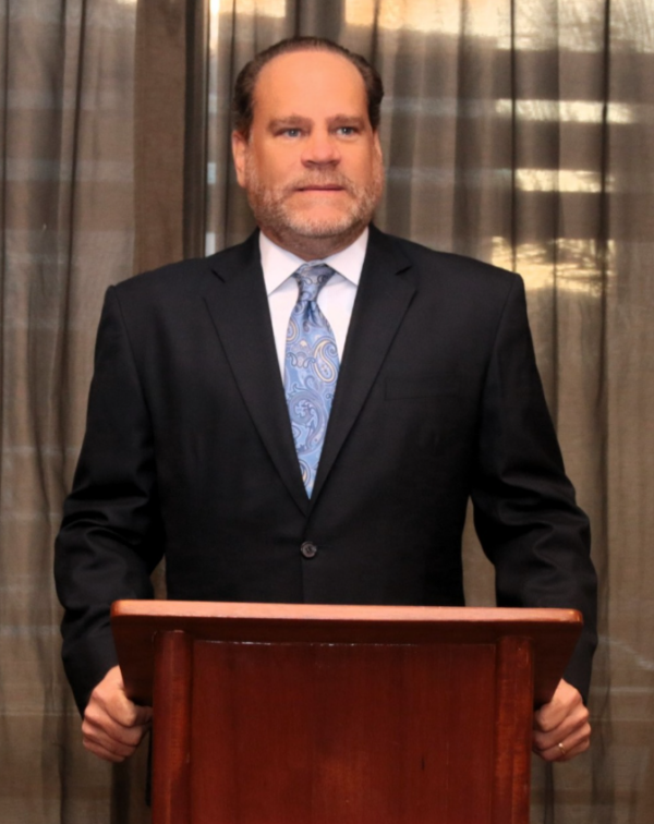 Julio Cesar García-UNE