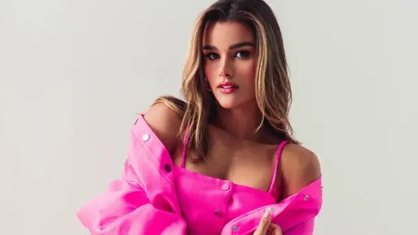 Clarissa Molina