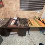 Autoridades decomisan cigarrillos y más de 500 porciones de drogas