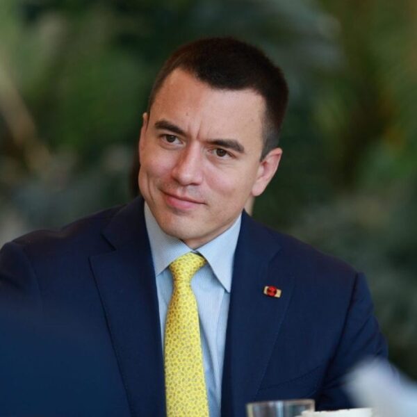 Daniel Noboa, presidente de Ecuador, defiende acuerdo.