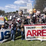 Comienzan las mayores protestas de ‘No Kings’ contra Trump, la guerra en Irán y el ICE