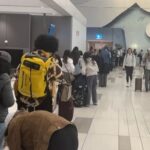 Persisten largas filas en controles seguridad aeropuertos de New York