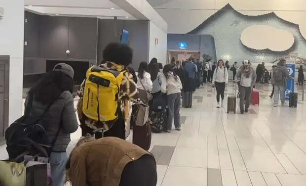 Largas filas de Aeropuerto de NY