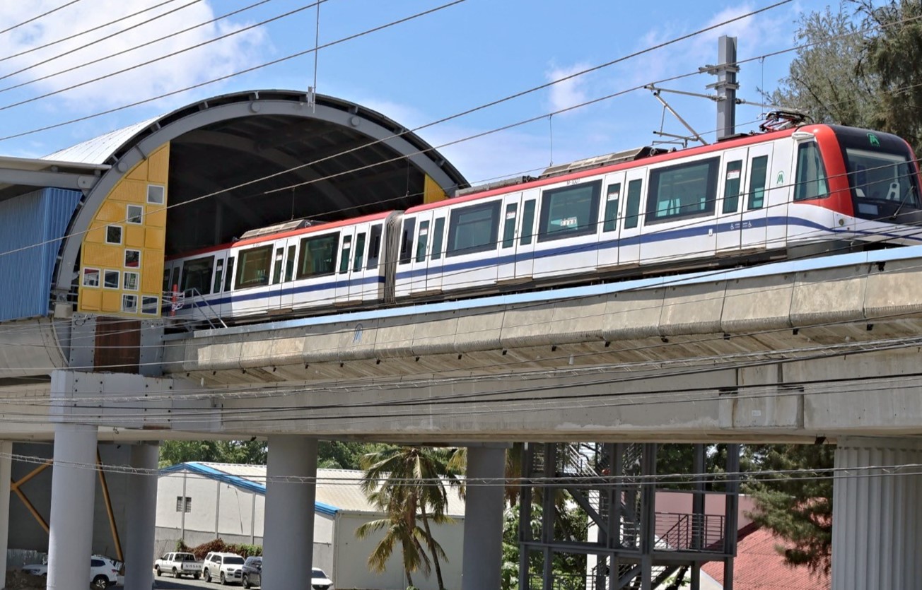 Falla general en el sistema mantiene fuera de servicio el Metro y Teleférico de Santo Domingo