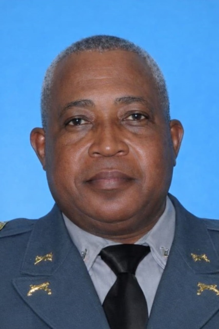 Mayor Alcántara Suspendido