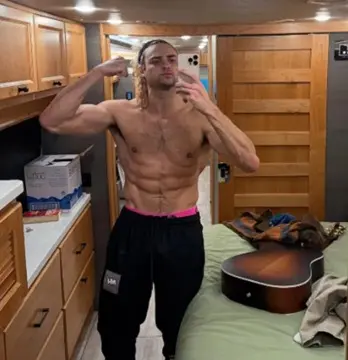 Noah Centineo