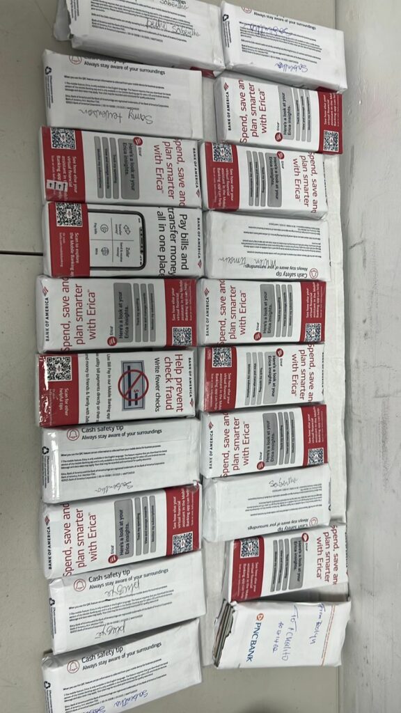 Pasajero intentó ingresar al país con más de US$350 mil sin declarar
