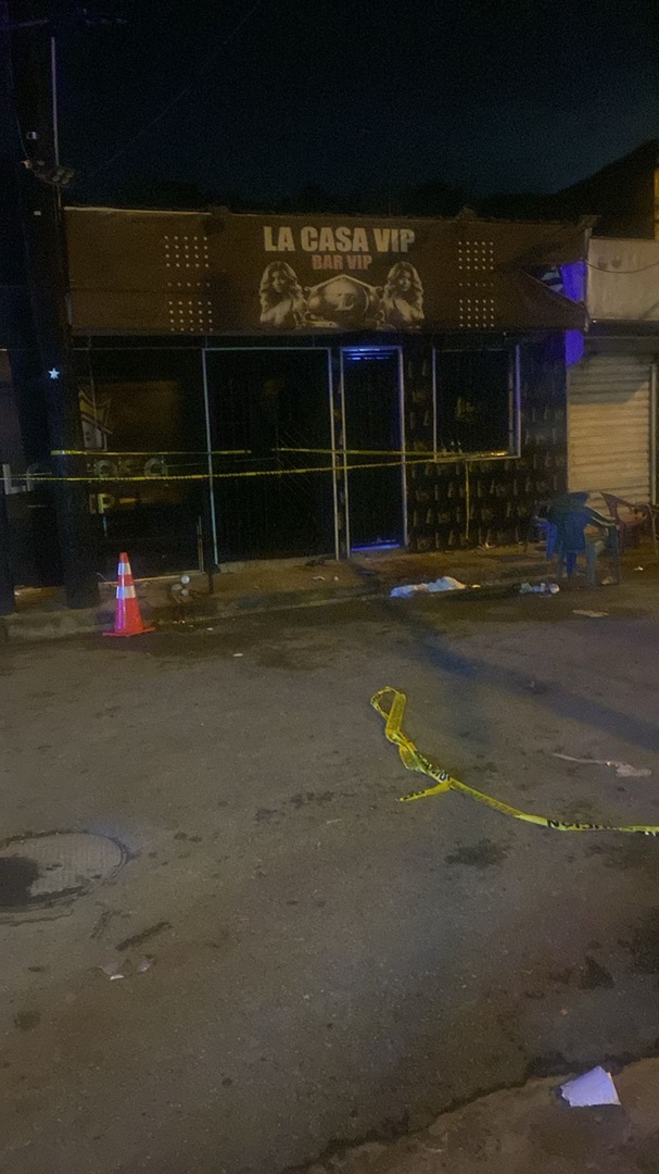 Tragedia: Tiroteo en billar de Santo Domingo Norte deja una mujer muerta y cinco heridos