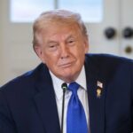 Trump anuncia un “poderoso” bombardeo contra una isla petrolera clave de Irán