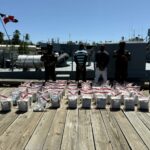 Autoridades apresan dos hombres con 261 paquetes de cocaína