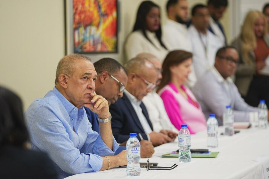 La recepción de medicamentos se llevó a cabo en la sede de PROMESE donde se presentaron los oferentes