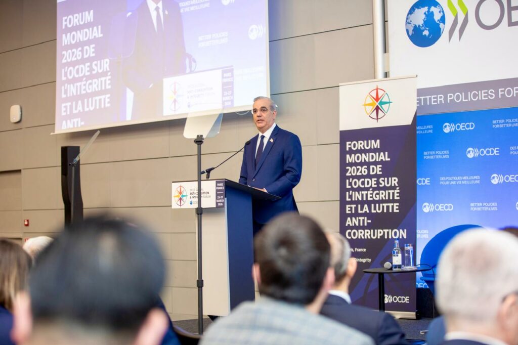 Abinader-Perís-Cumbre