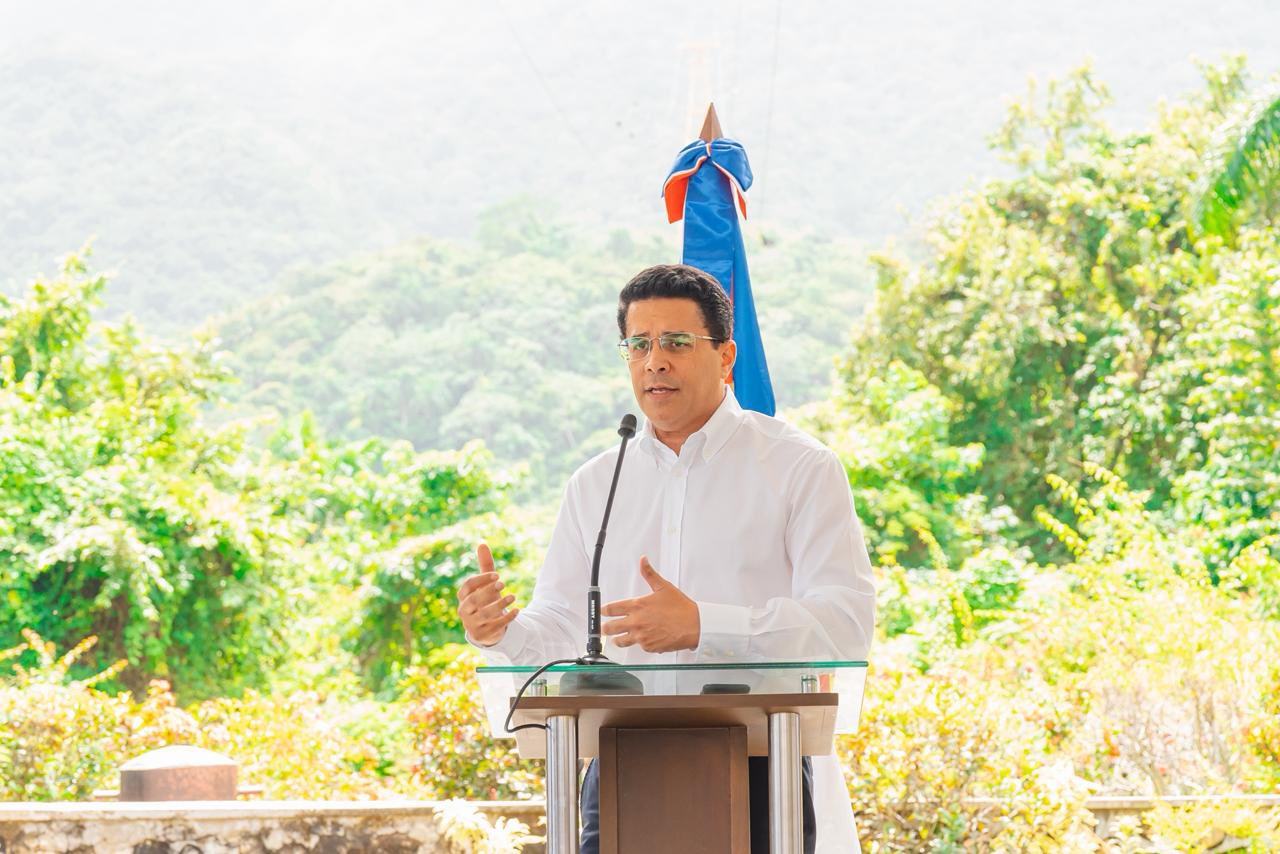 David Collado pide no politizar turismo en RD y seguir trabajando con armonía en tranquilidad