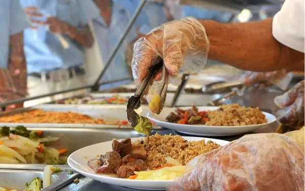 eae84716-almuerzo-escolar
