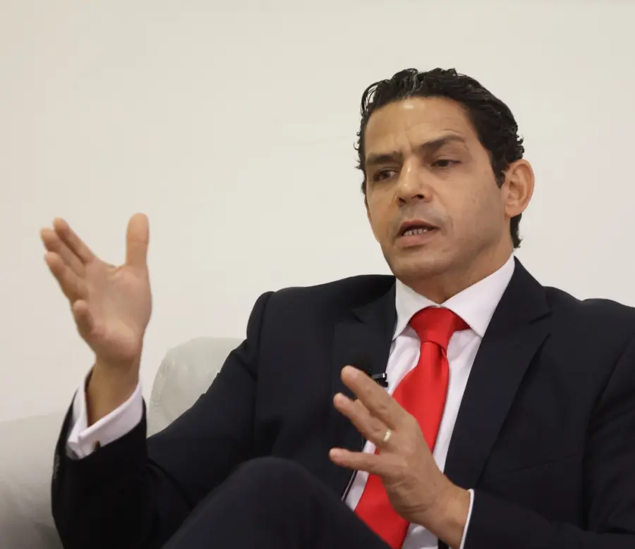 Luis González