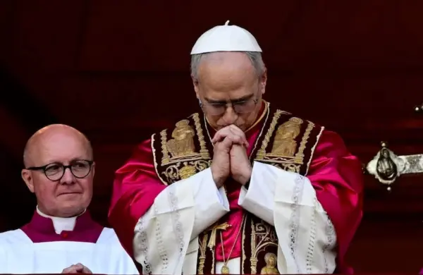El papa confía en  negociación  para  llegar al fin de la guerra.
