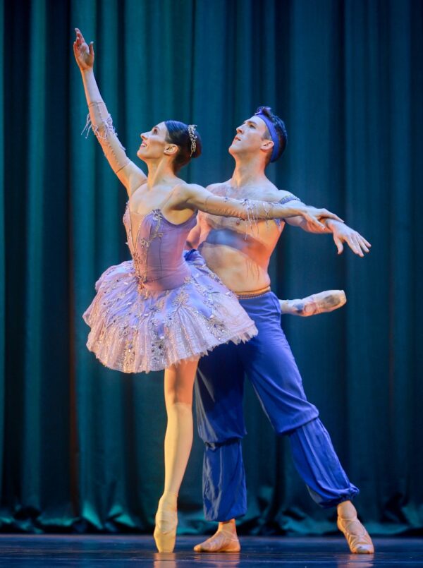 La Gala de Estrellas de la Danza Mundial fue espectacular.