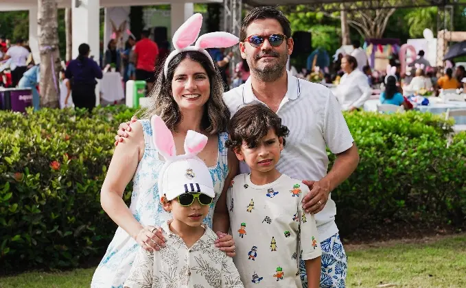 Nicole Rizik, Javier Batista, Milo Batista y  Javier Nicolás Batista.