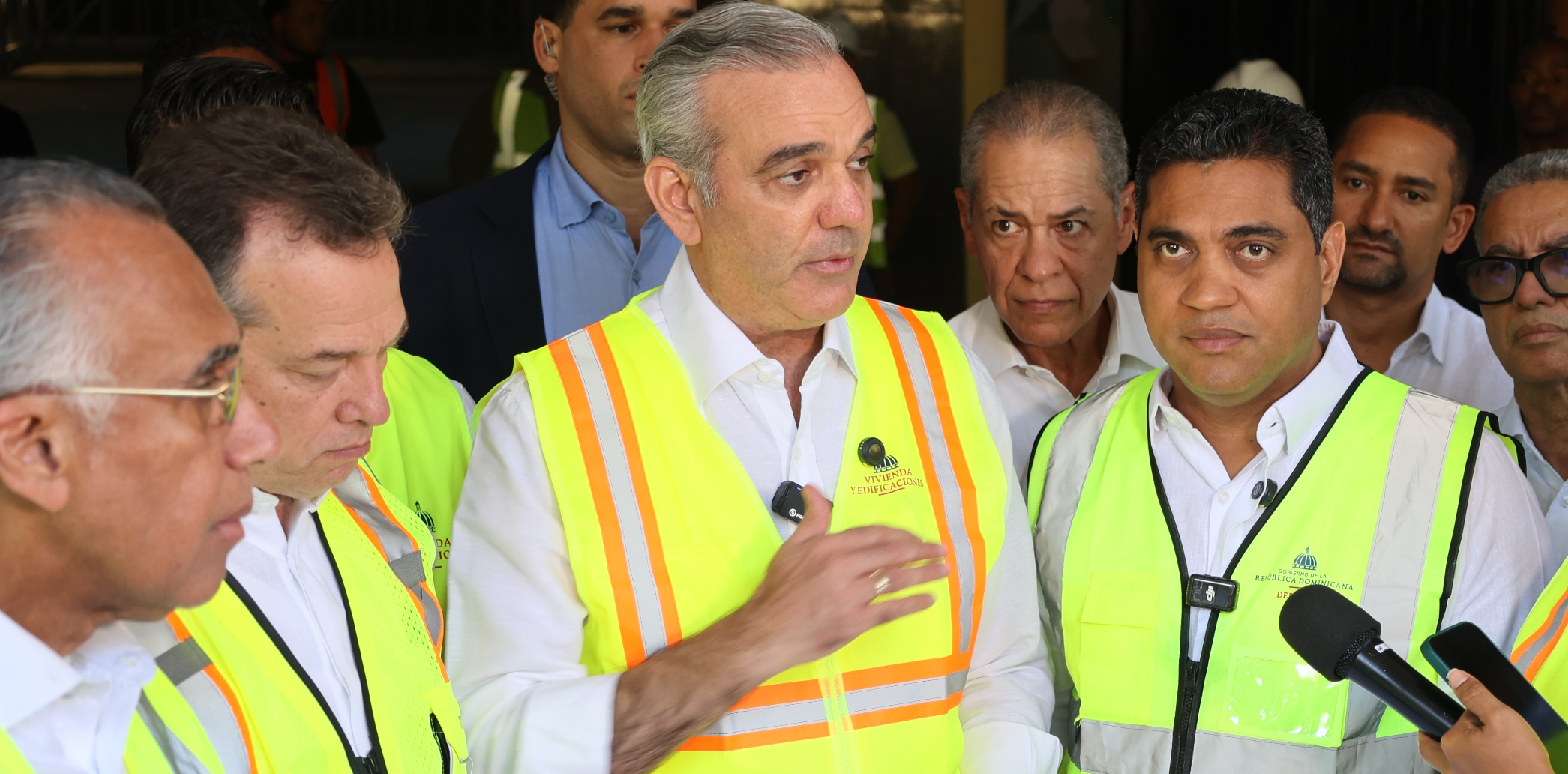 Luis Abinader está complacido con avance de obras para Santo Domingo 2026