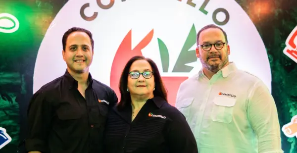 Eduardo Rivera,  Rita Florentino y Renán Florentino.
