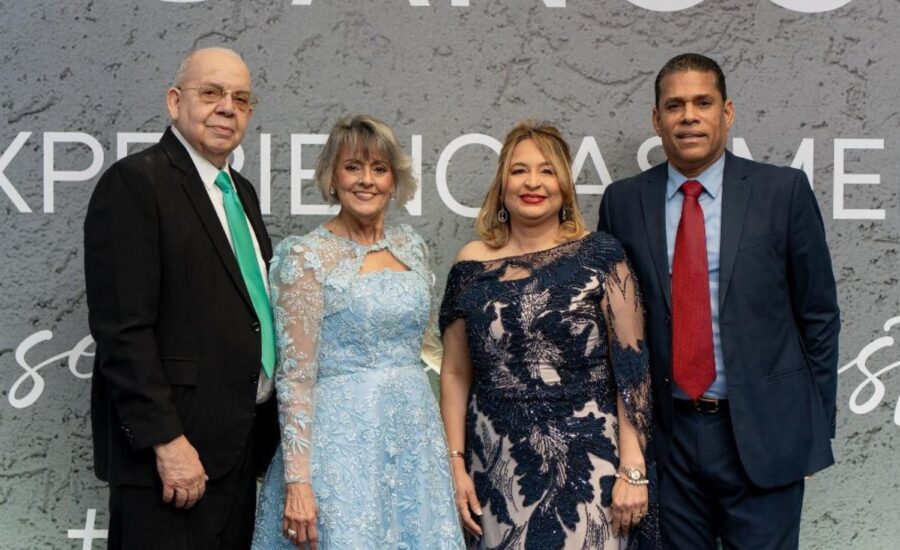 Ramón Vásquez,  Magaly Díaz, Kiseyda Fermín y  Danilo Reyes.