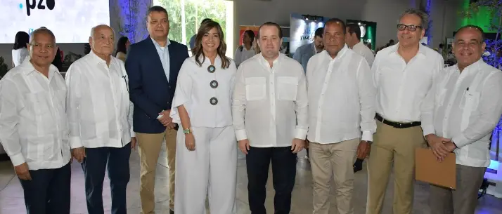 Ángel Quiroz, Pablo T. Brugal,  Manuel García Lithgow, Mileyka Brugal, José Ignacio Paliza, Roque García, Paul Brugal y Amaury Plá Mañón.