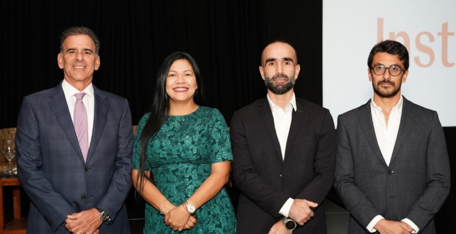 Wady Asbún, María A. Castro, Juan David López y Pablo Rueda.