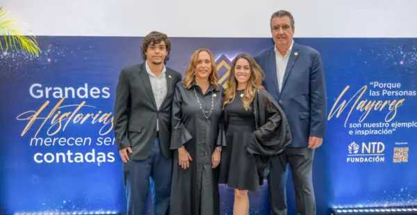 Ejecutivos de la fundación en la rueda de prensa.