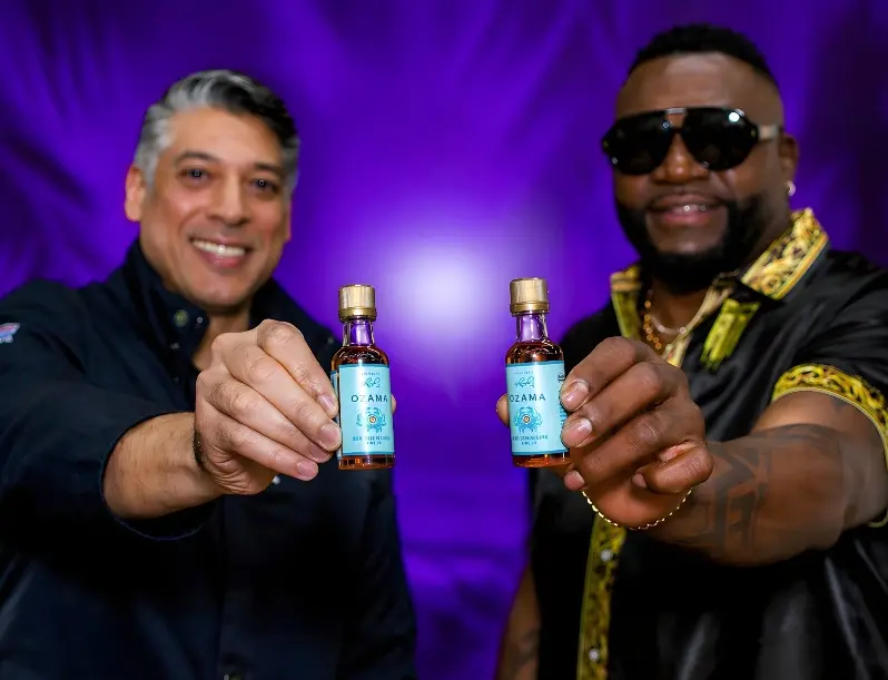 Víctor Pacheco  y David Ortiz.