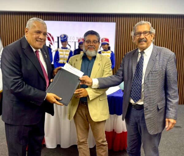 Luis Acosta Moreta, Carlos Andújar y José G. Guerrero.