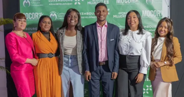 Rosa Castillo, Lisbeth Chacón, Raisa Díaz, Juan Carlos Rodríguez, Indhira del Rosario y Yocasta Miliano.