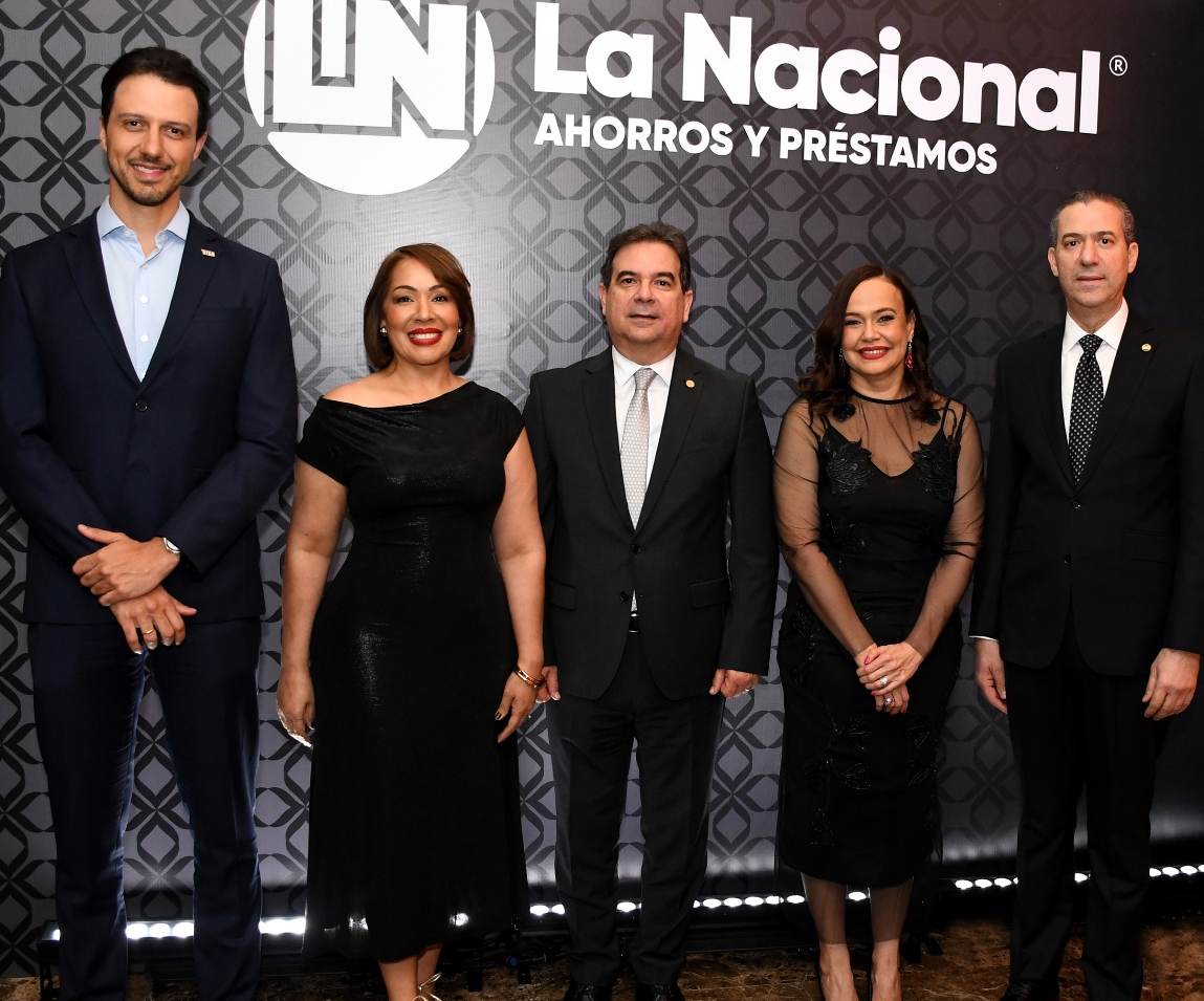 La Nacional celebra encuentro con clientes de su Visa Platinum