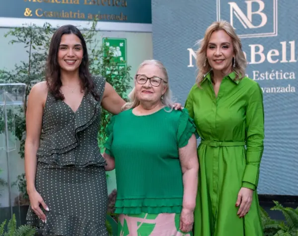 Chantal Hernández Jiménez, Lucy Jiménez y Sonia Jiménez.