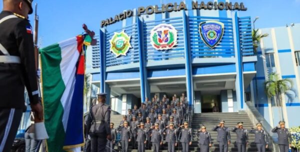 De  42 generales activos, solo 27 desempeñan funciones dentro del organigrama estructural de la institución.