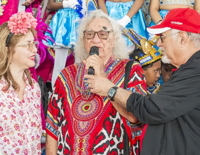 Fue dedicada al destacado folklorista Dagoberto Tejeda.