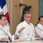 Presidente Abinader anuncia que combustibles no aumentarán está semana