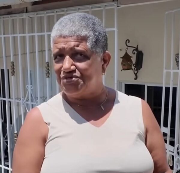 Beneficiaria acueducto Villa Altagracia