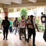 Juez aplaza conocimiento de coerción contra motoristas implicados en muerte de Deivy Carlos Abreu