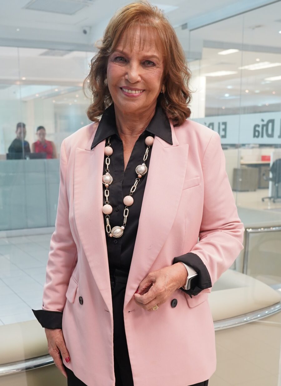 La secretaria general señala que el partido se encuentra en una fase de preparación interna antes de definir alguna  alianza.  Víctor López